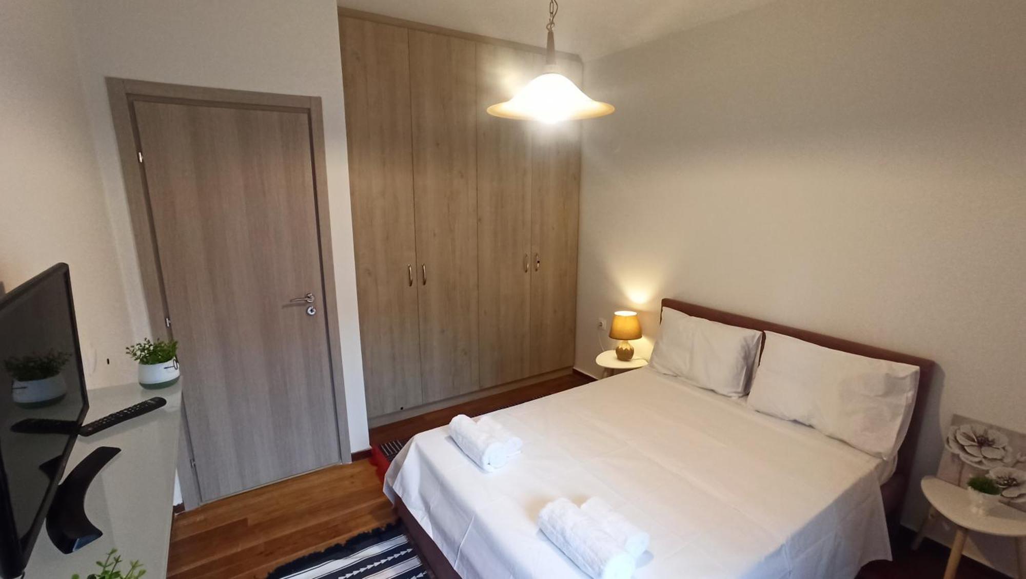Spyros' Apartment Near Marina Митилини Экстерьер фото